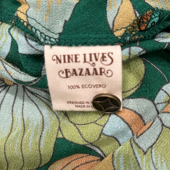 Nine Lives Bazaar Empire Dress Emerald Green💚🍀 - Picture 11 of 16